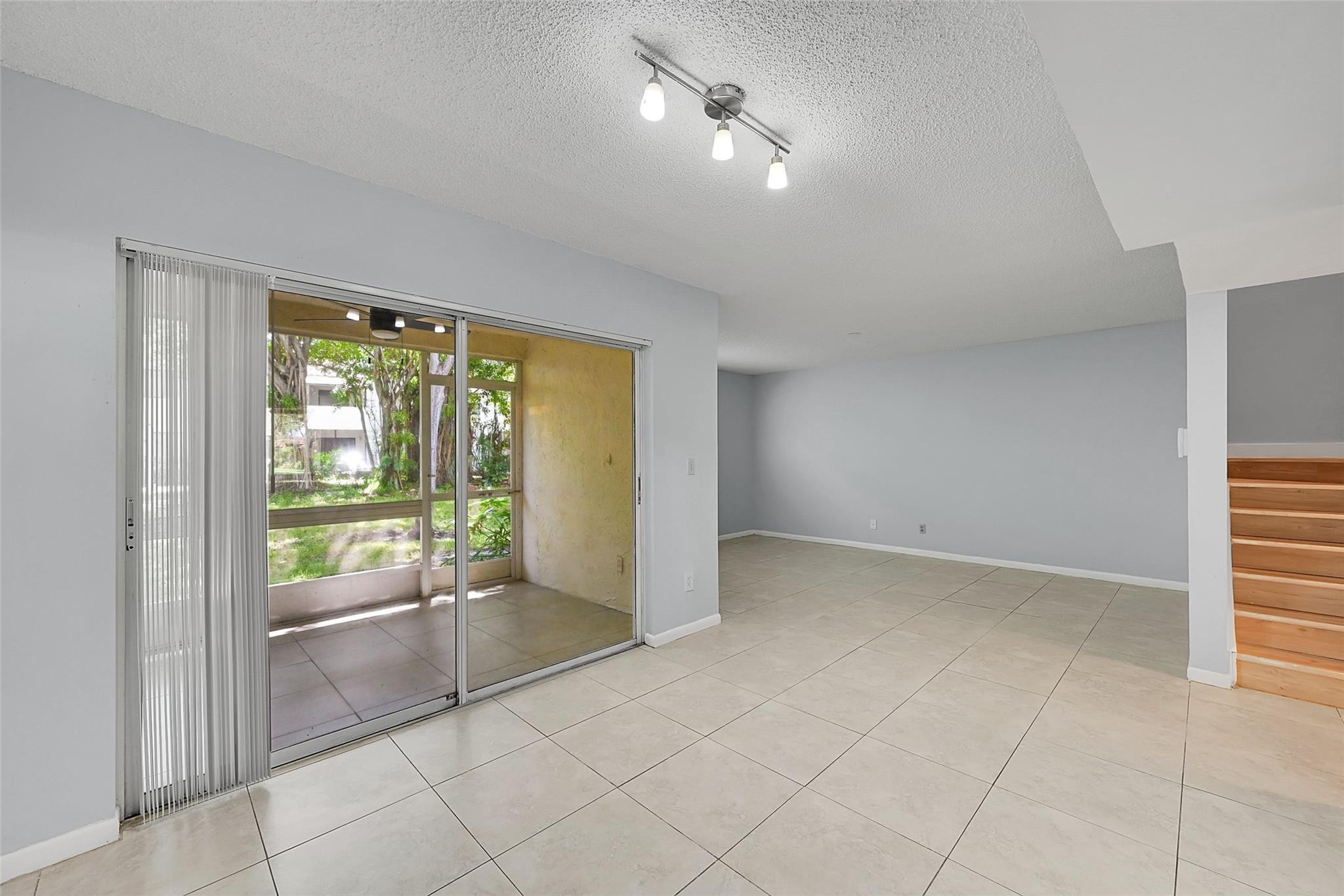 COLONNADES CONDO - Residential