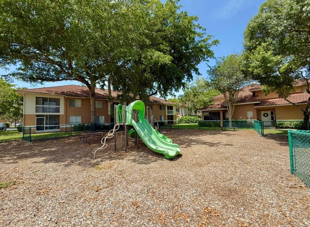 COLONNADES CONDO - Residential
