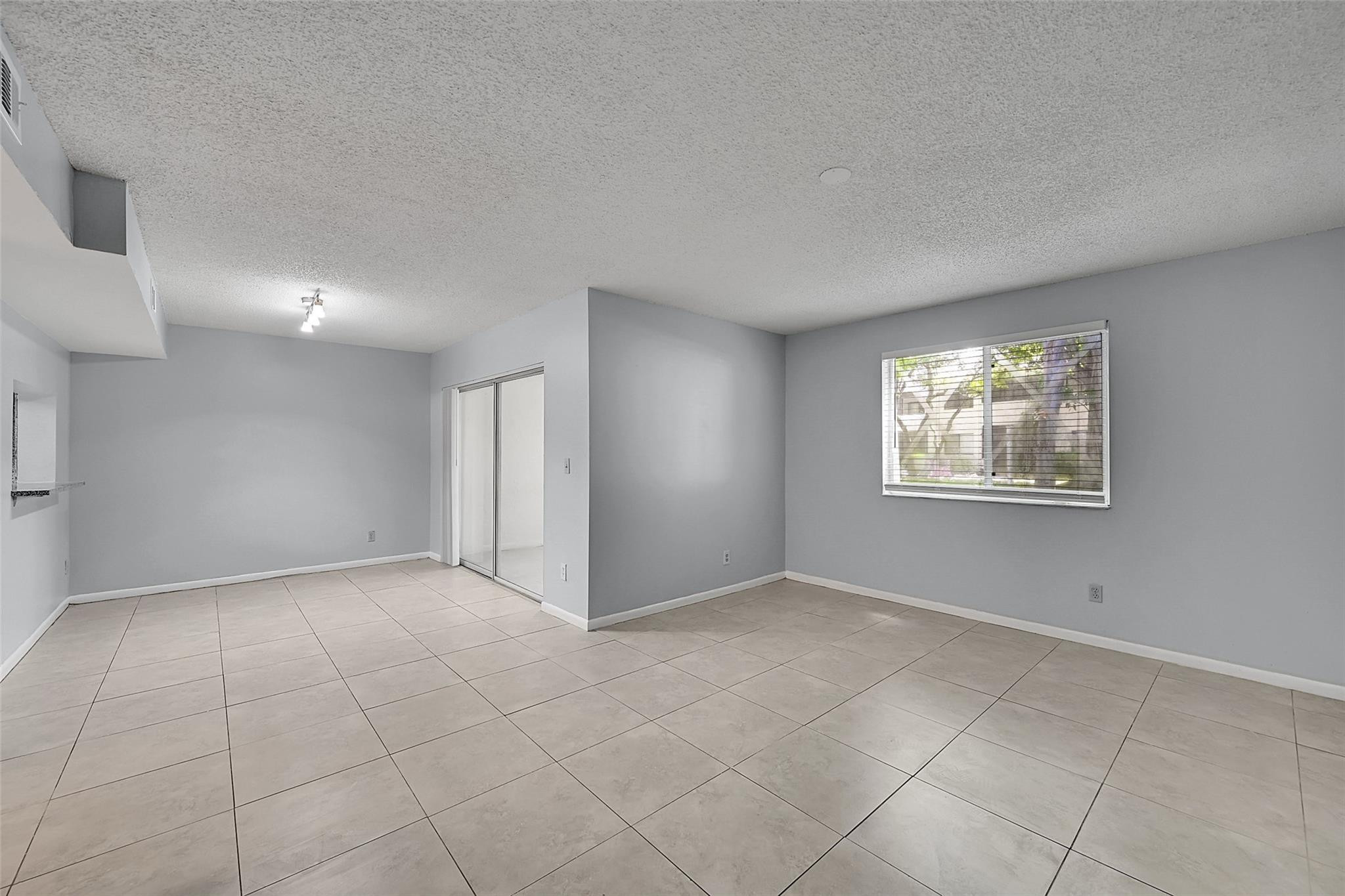 796 NW 91st Terrace