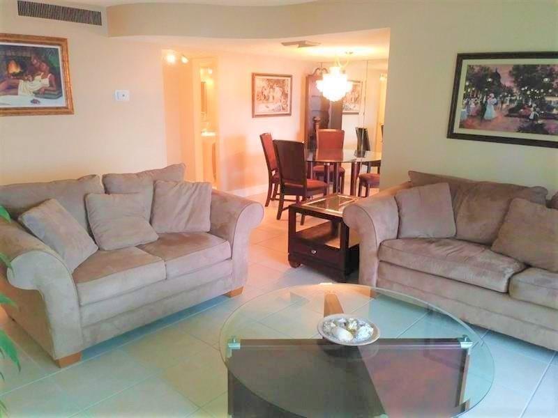 LAKE POINT TOWER CONDO - Residential Lease