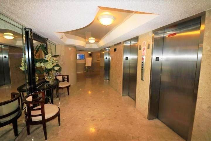 LAKE POINT TOWER CONDO - Residential Lease