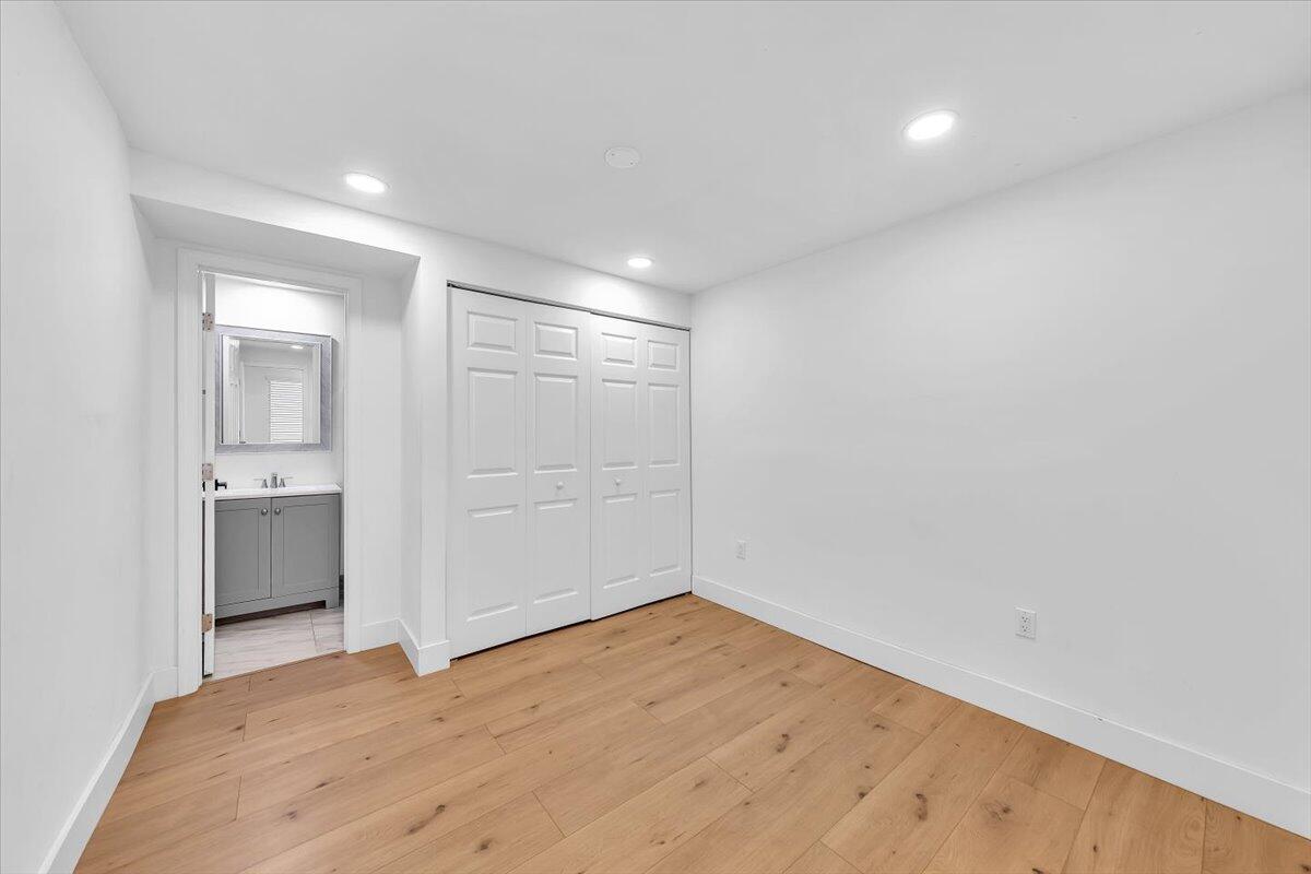 INGLESIDE PARK - Residential