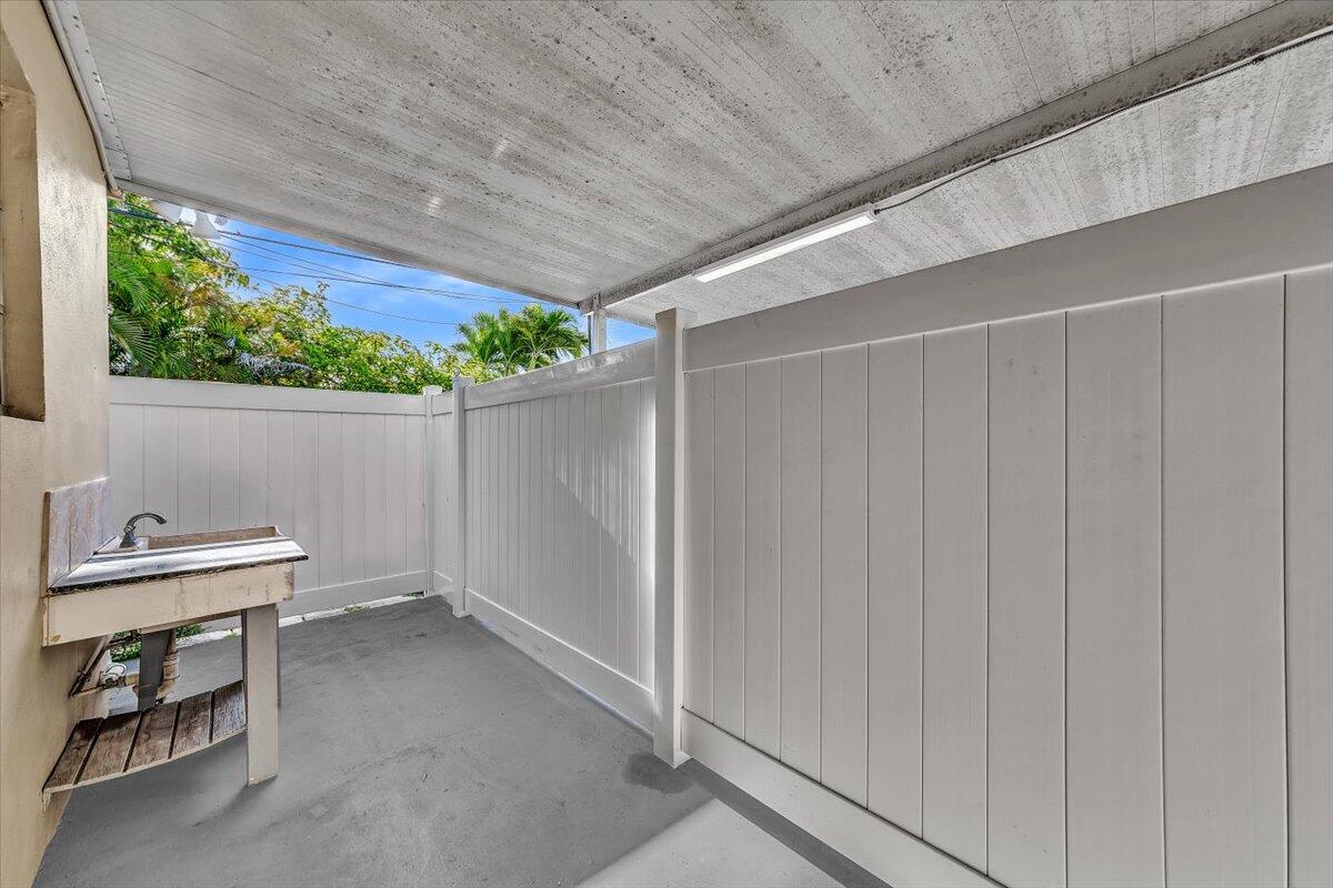 INGLESIDE PARK - Residential