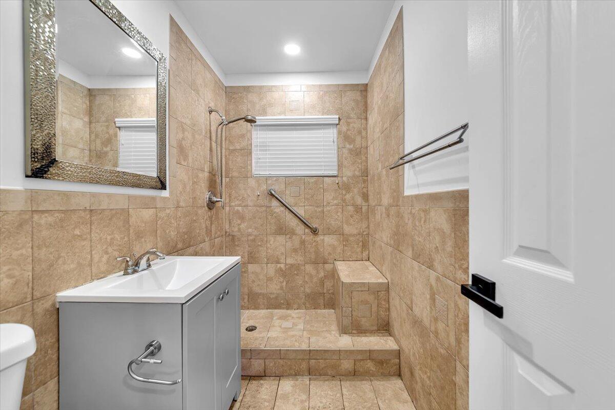 INGLESIDE PARK - Residential