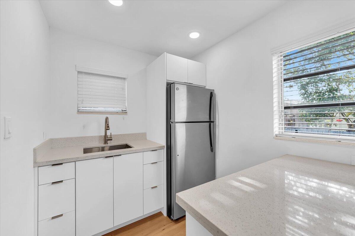 INGLESIDE PARK - Residential