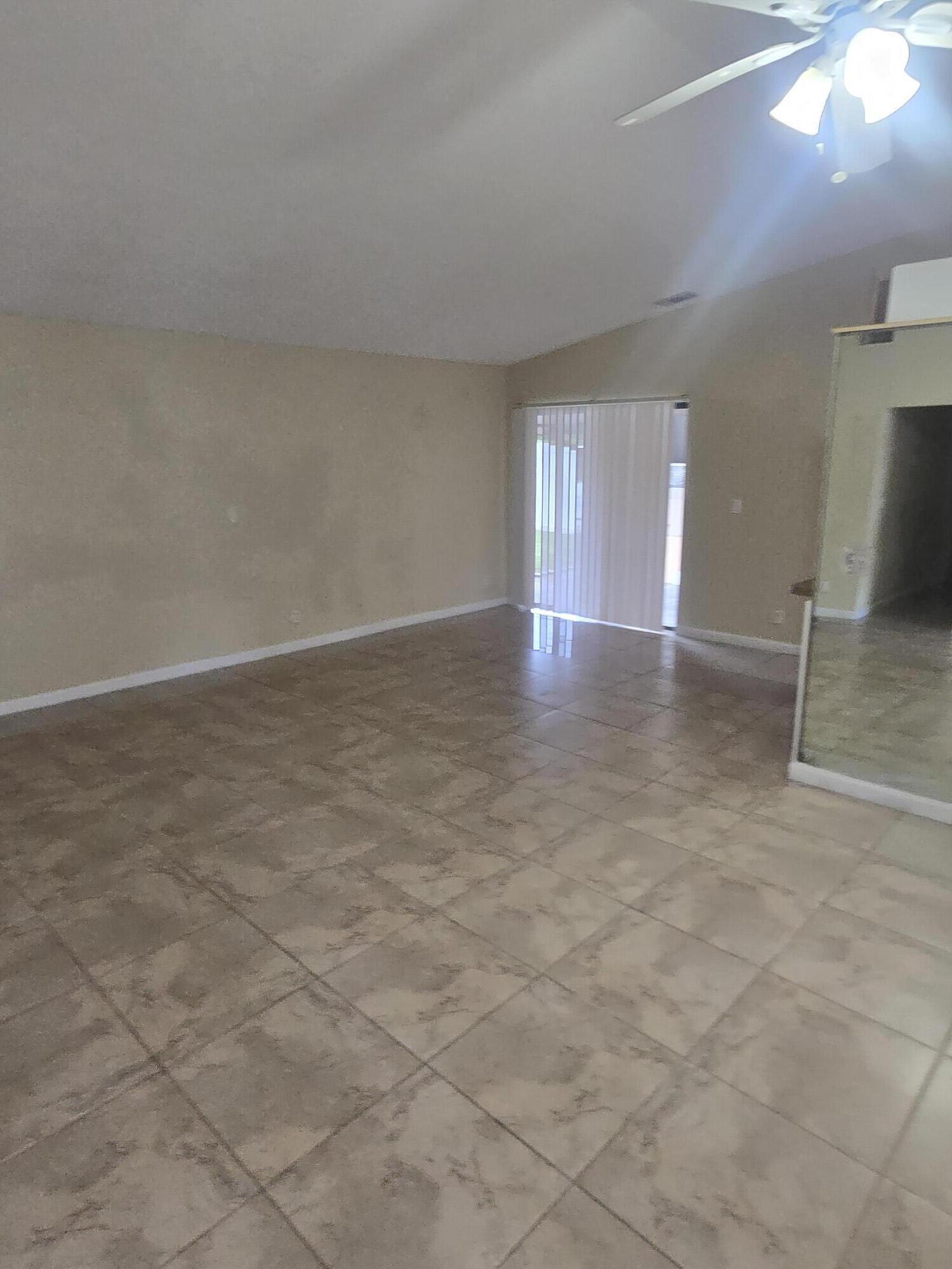 4941 N Marbella Rd Road N