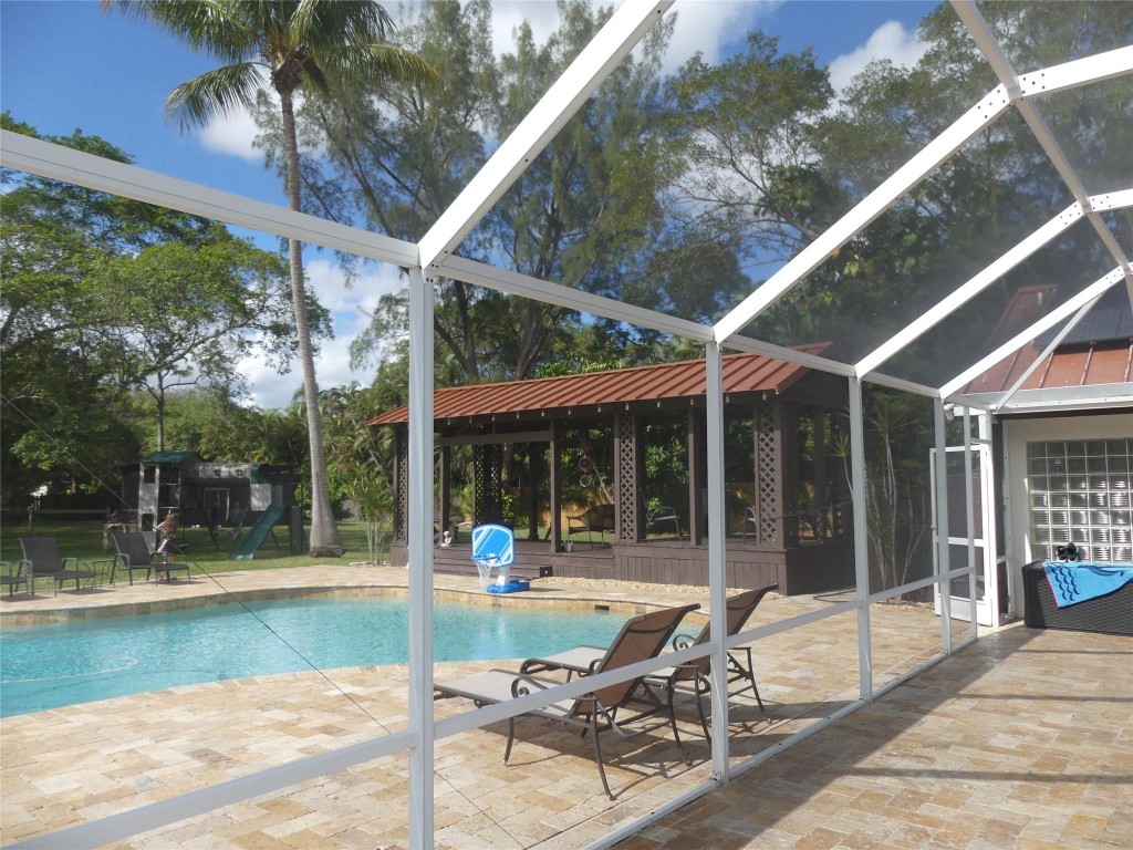 FLA FRUIT LANDS CO - Residential