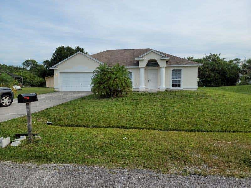 Photo of 189 SW Twig Avenue Ave, Port St Lucie, FL 34983 (MLS # R10713317)