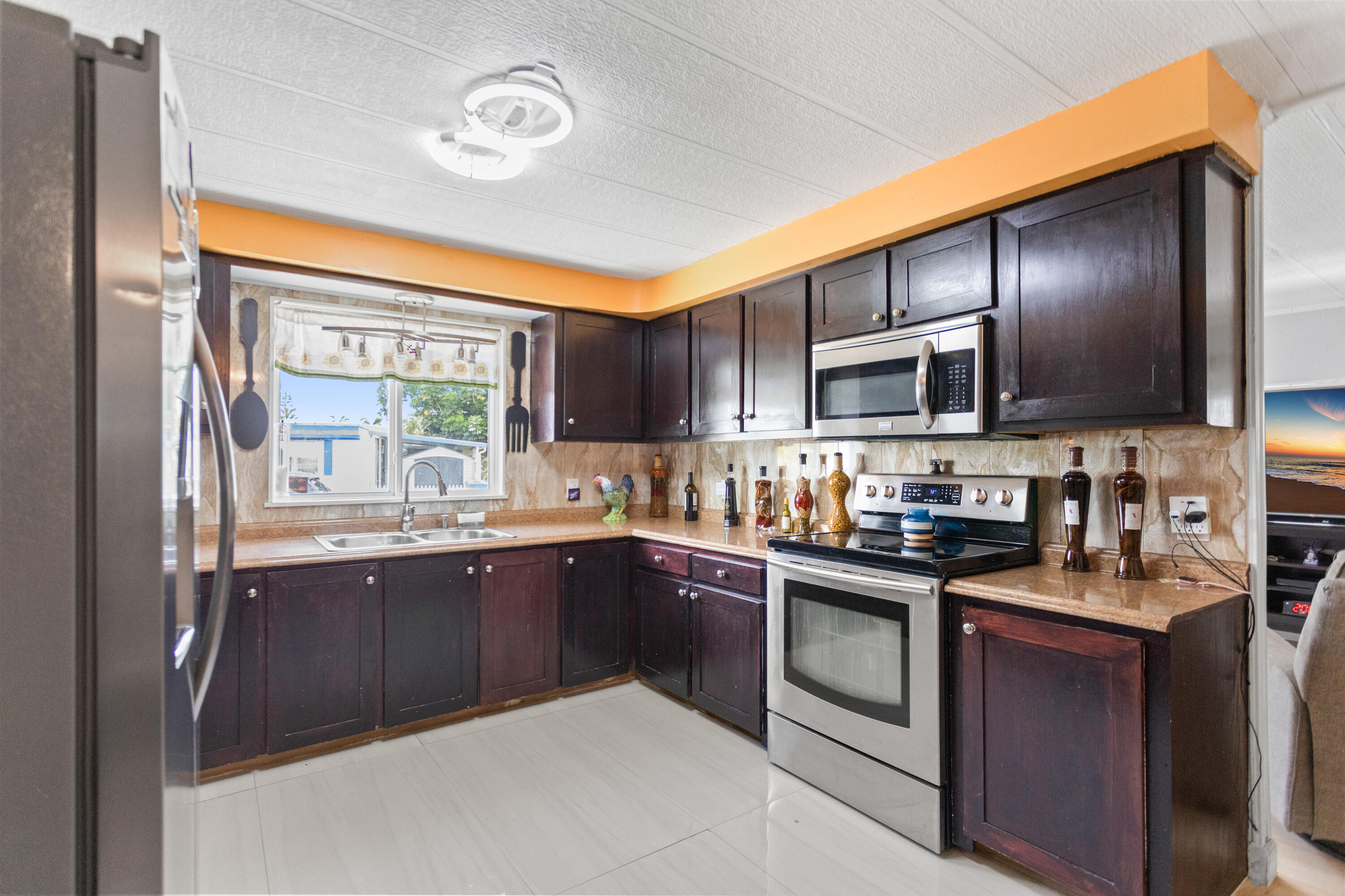 Everglades Lakes - Residential