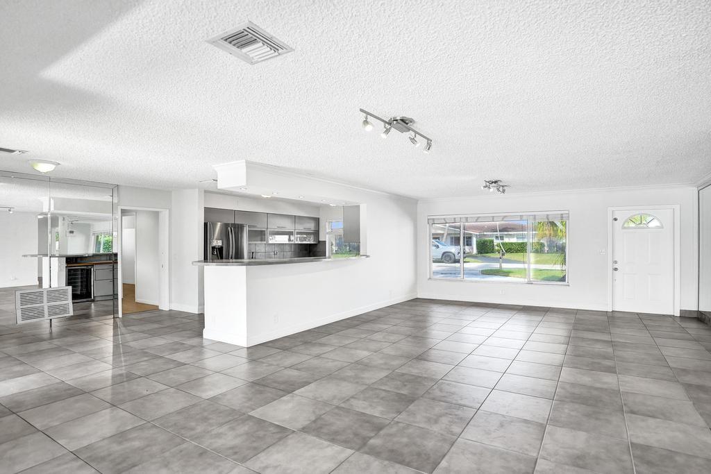 Pompano Isles Sec B 31-8 - Residential Lease