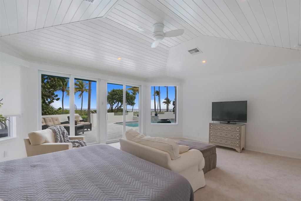 TROPICAL SHORES - Residential