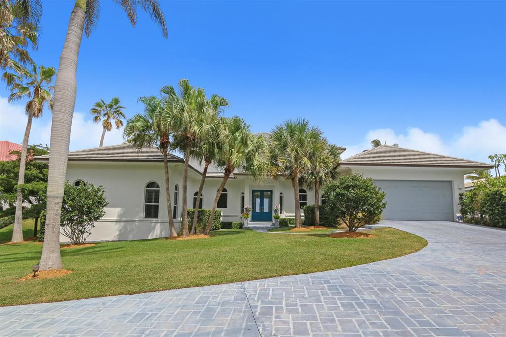 TROPICAL SHORES - Residential