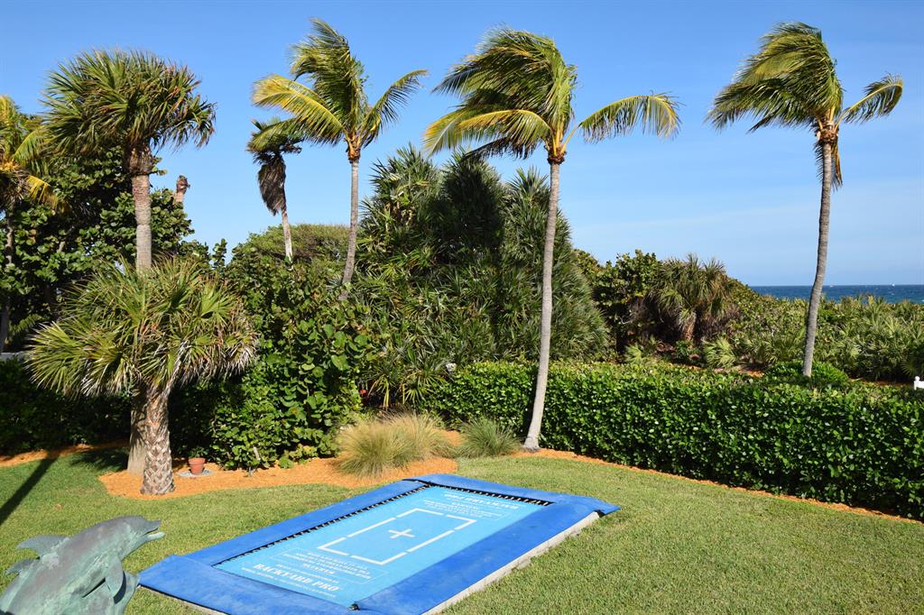 TROPICAL SHORES - Residential