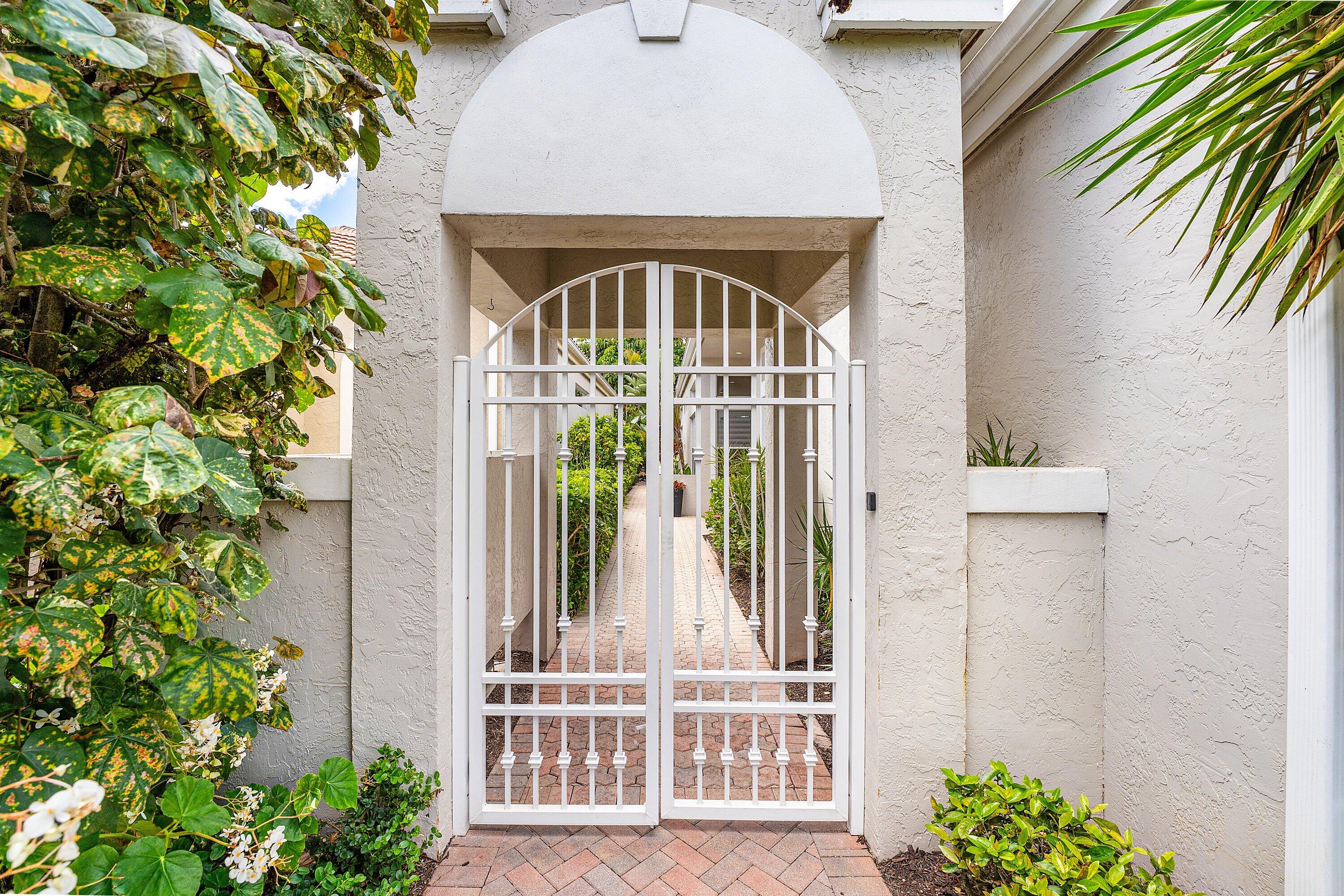 BALLENISLES - Residential