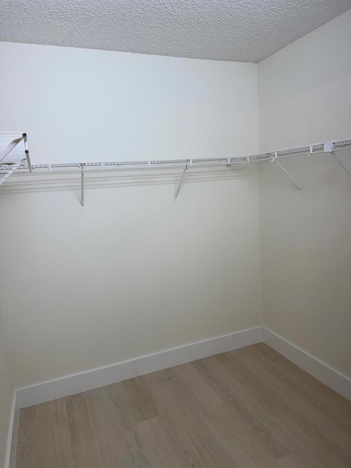 WELLINGTON PL OF WELLINGT - Residential Lease