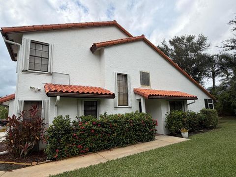 13505 Fountain View Boulevard Wellington FL 33414