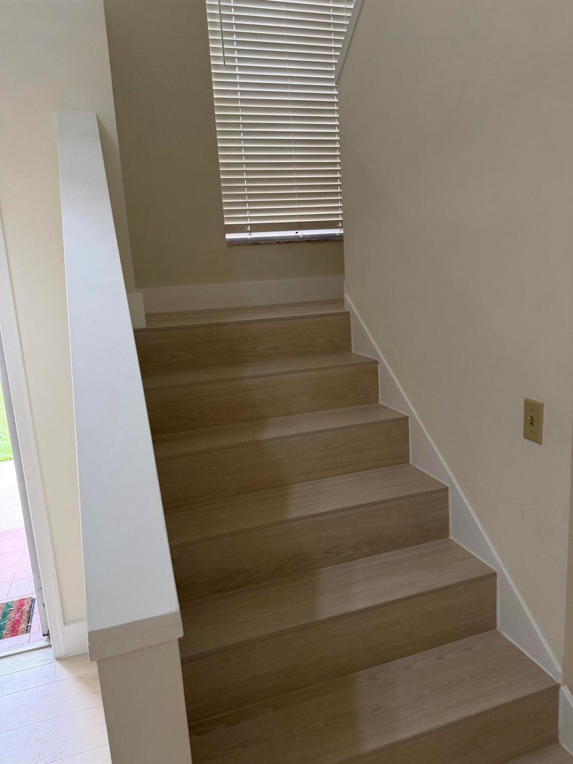 WELLINGTON PL OF WELLINGT - Residential Lease