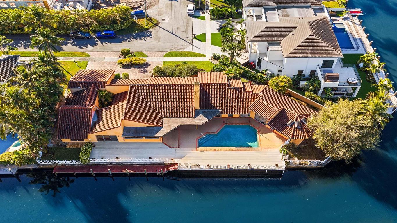 BOCA BAY COLONY - Residential