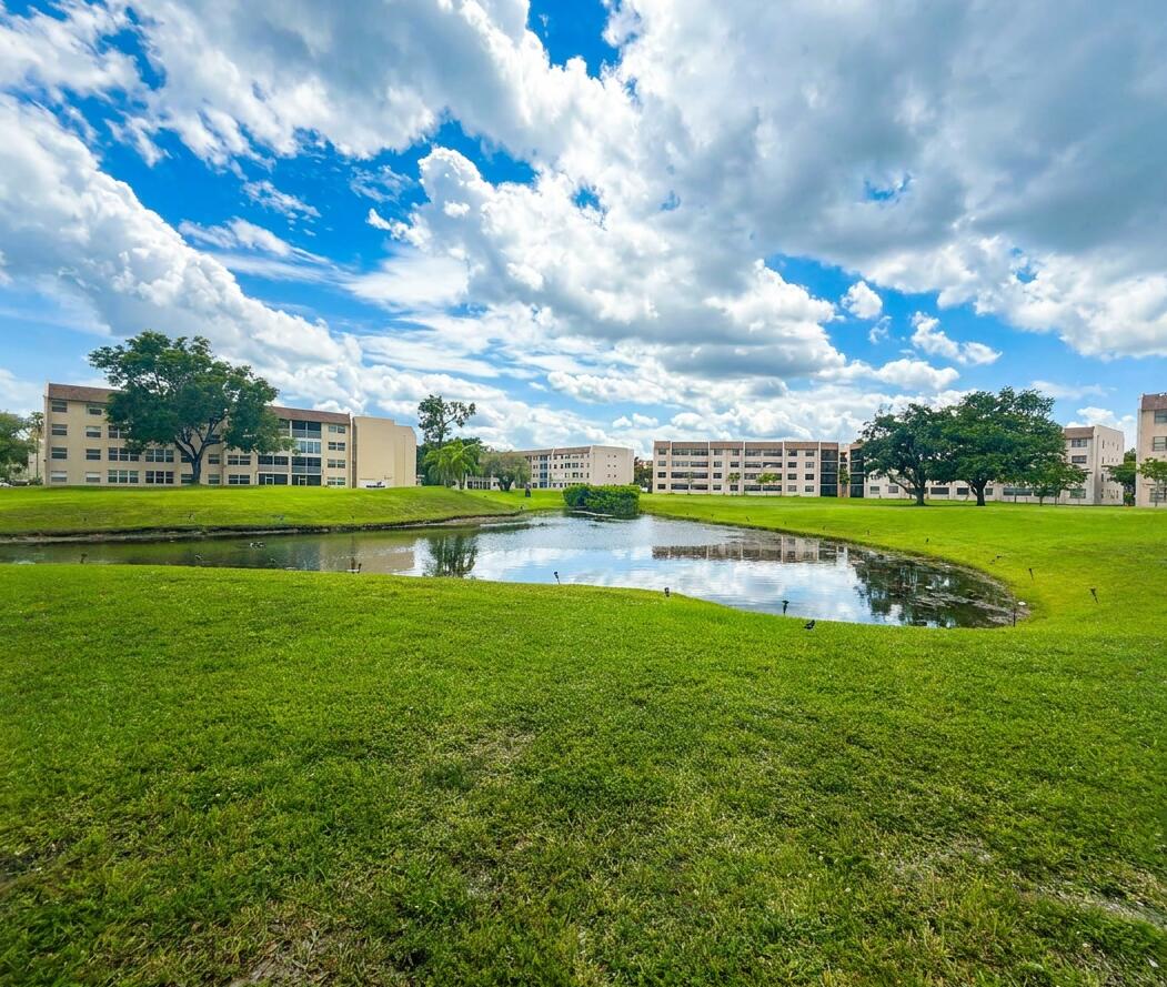 2551 NW 103rd Avenue 107, Sunrise FL 33322
