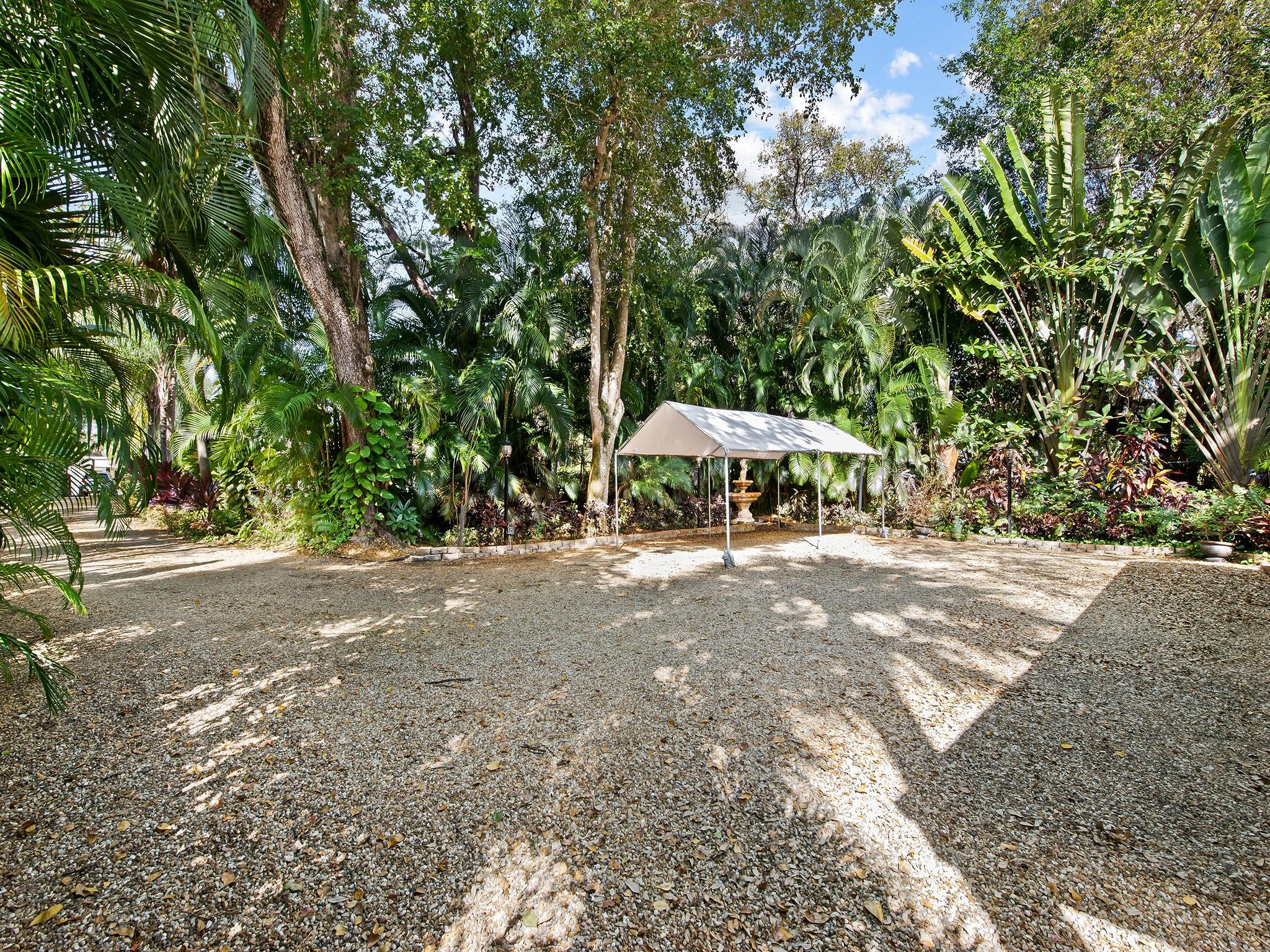 Shady Banks - Residential