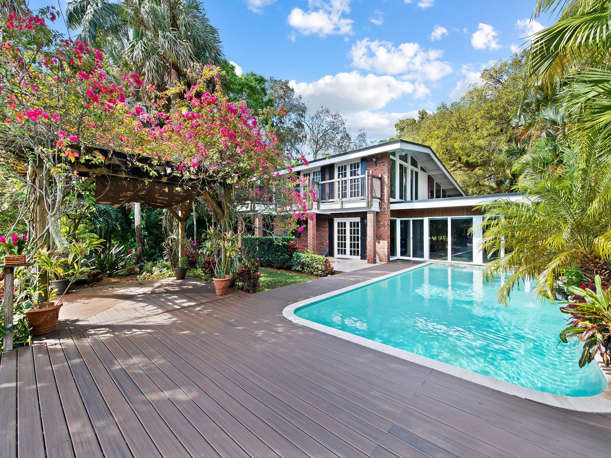 Shady Banks - Residential