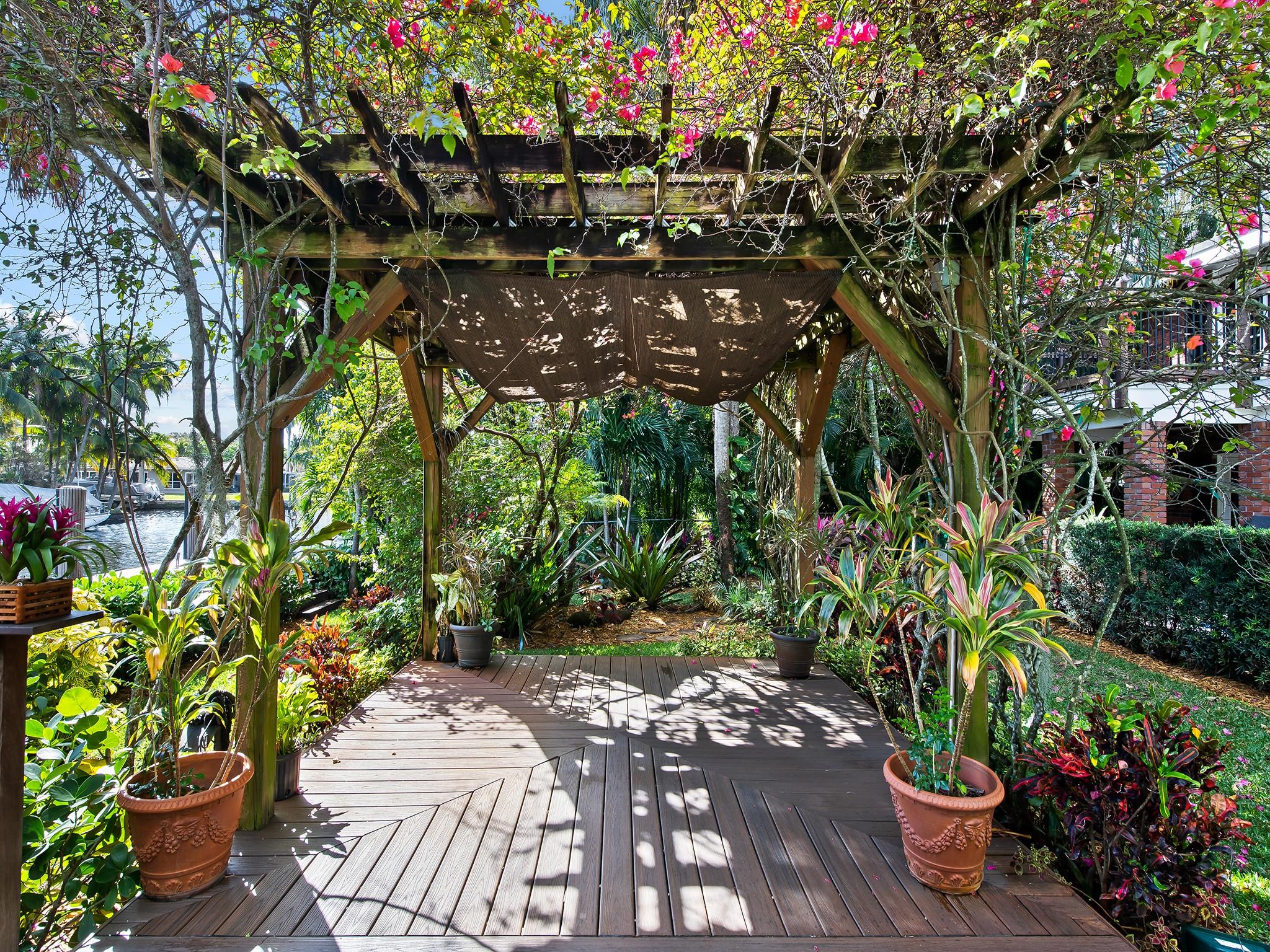 Shady Banks - Residential