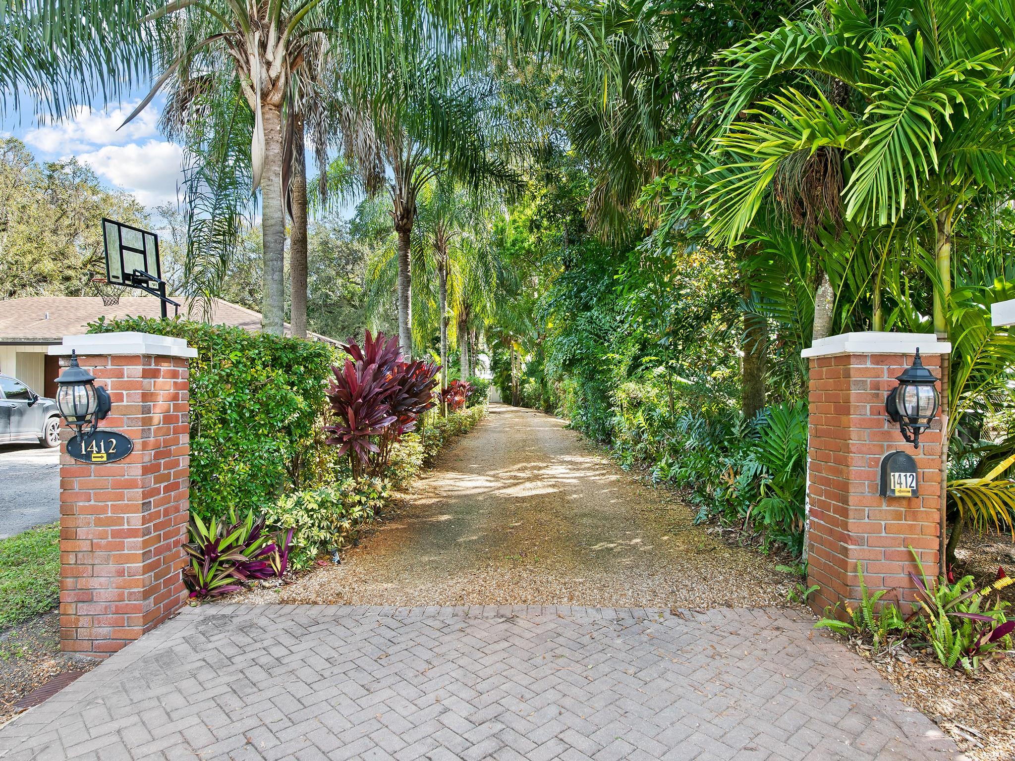 Shady Banks - Residential