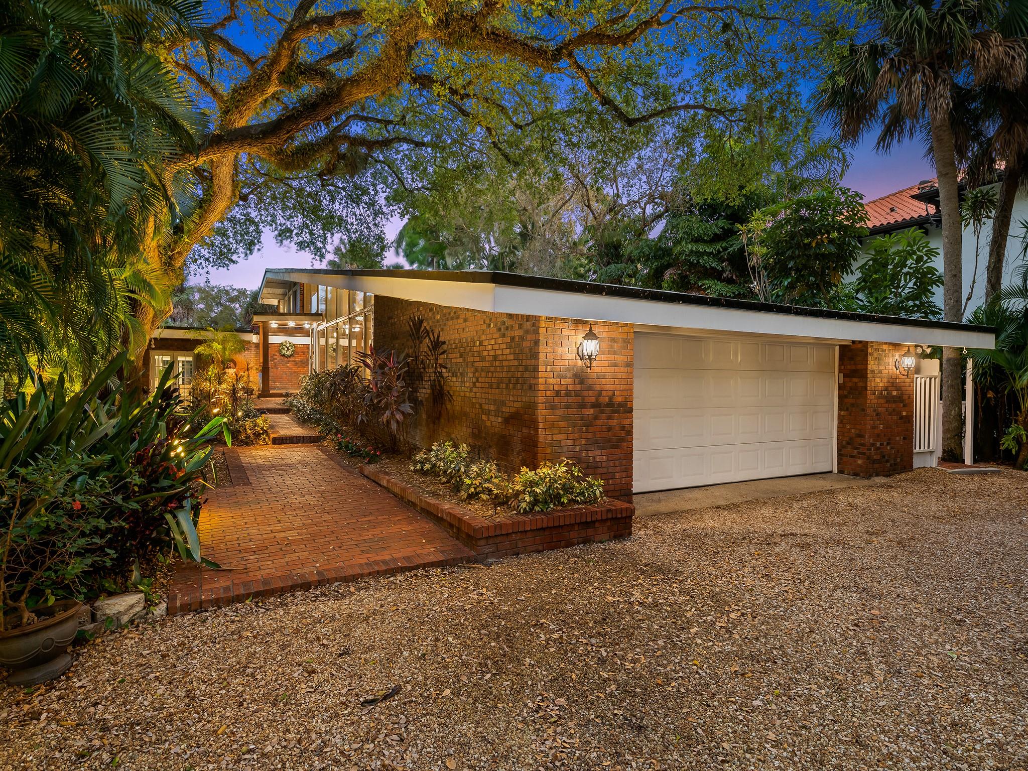 Shady Banks - Residential