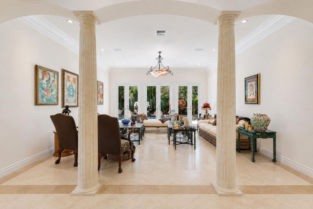 Photo of 286 Jamaica Lane, Palm Beach, FL 33480 (MLS # B26025935)