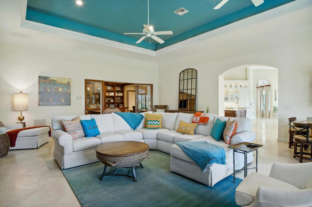 SAILFISH POINT - Residential