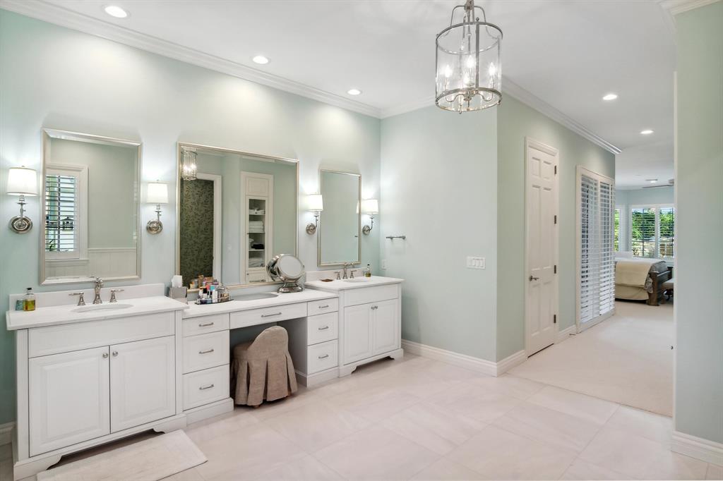 SAILFISH POINT - Residential