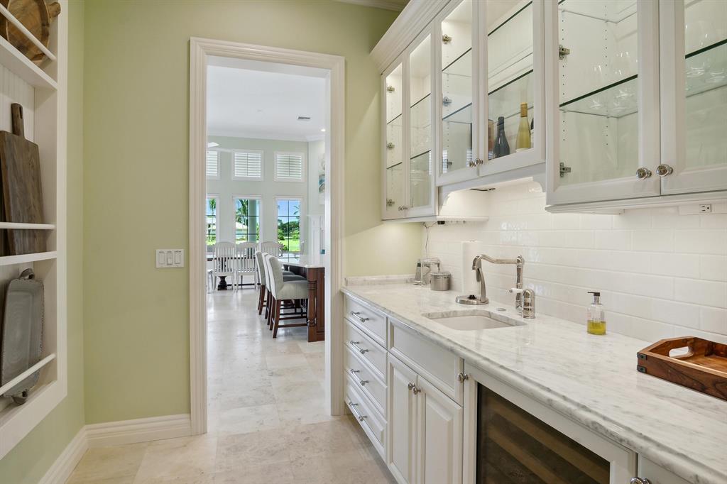 SAILFISH POINT - Residential