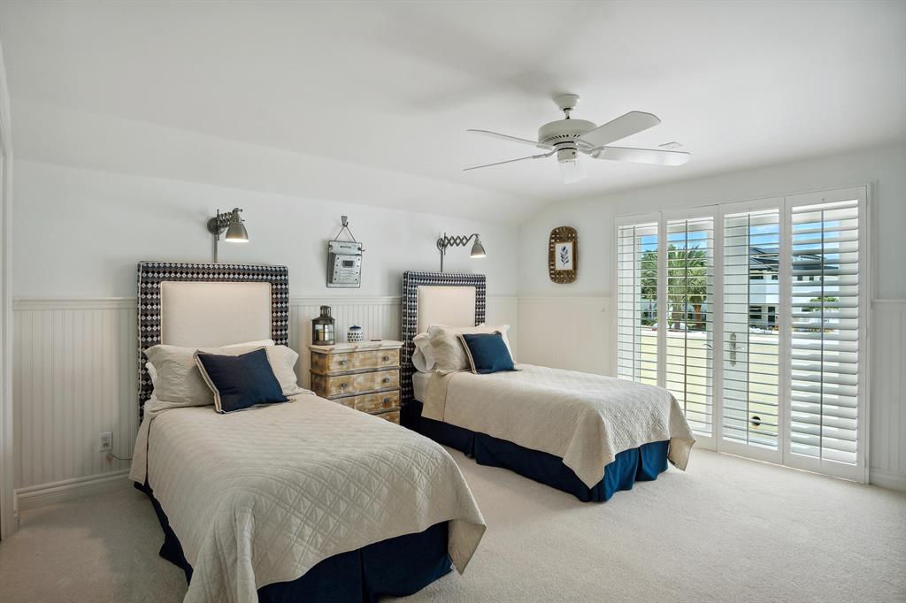 SAILFISH POINT - Residential