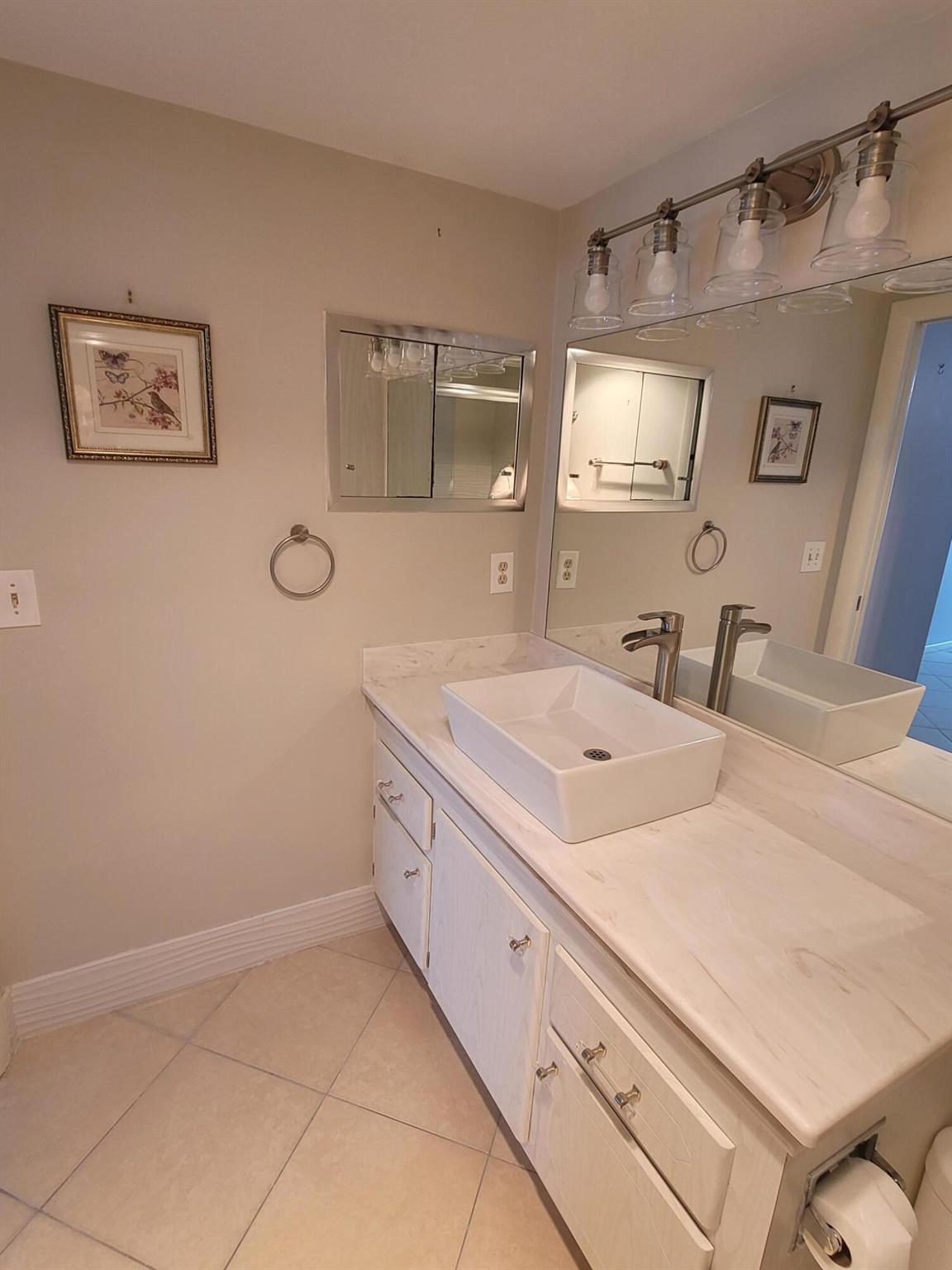 WELLINGTON CONDOS - Residential