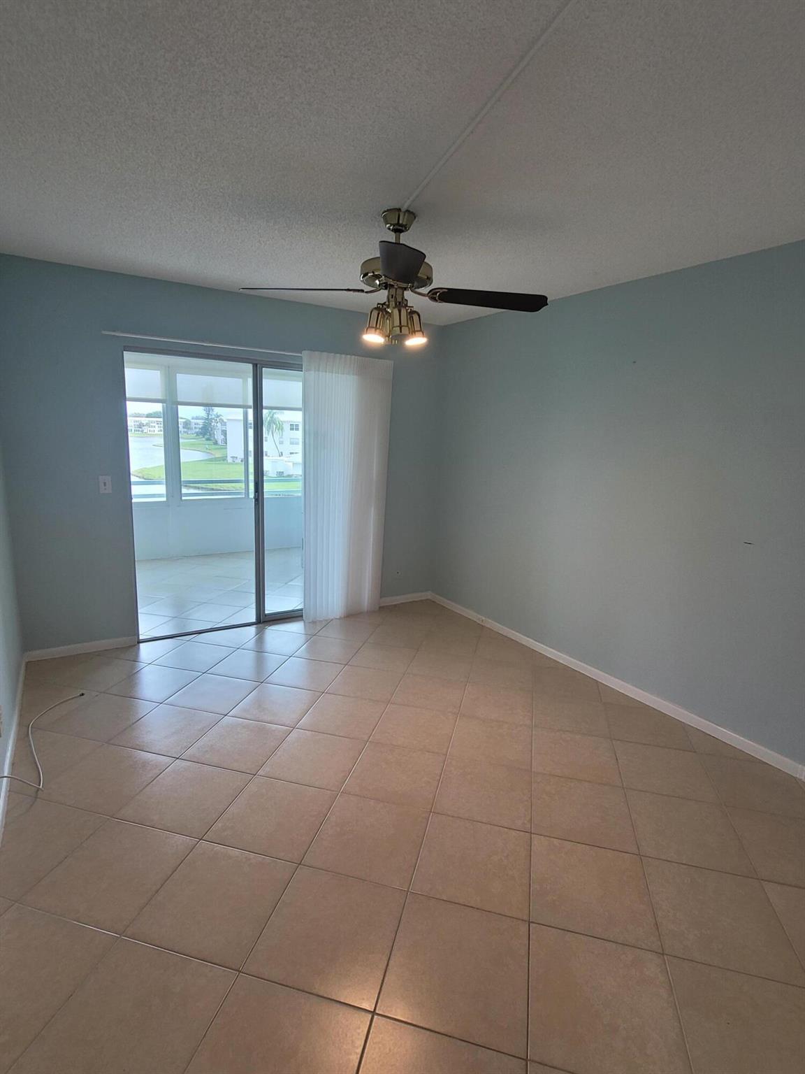 WELLINGTON CONDOS - Residential