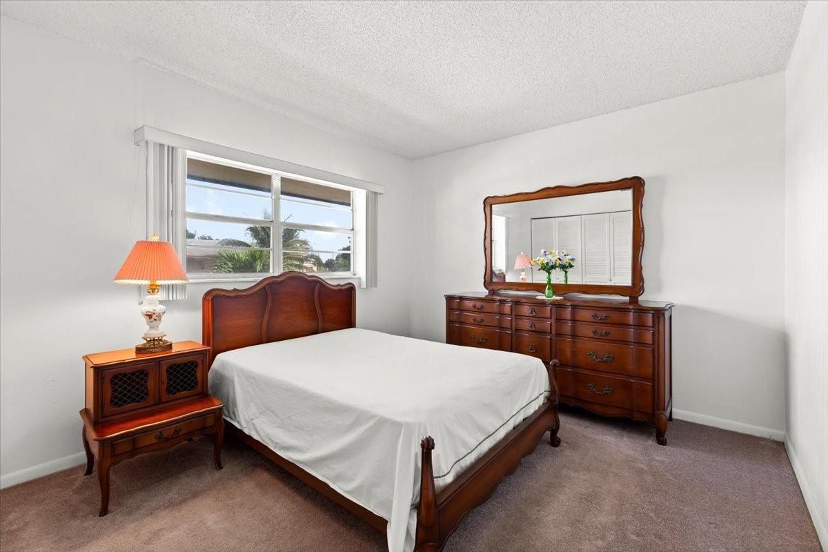 Oriole Gardens - Residential