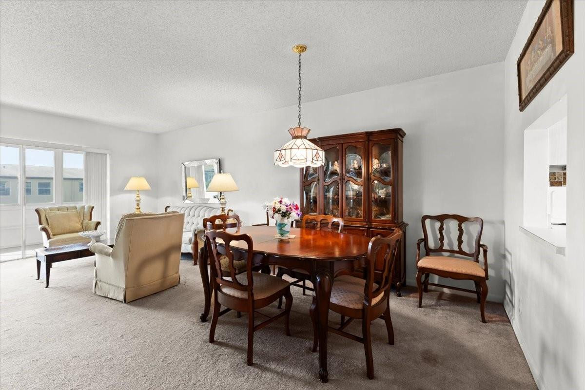 Oriole Gardens - Residential