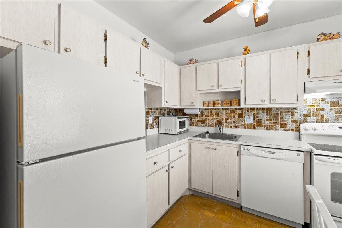 Oriole Gardens - Residential