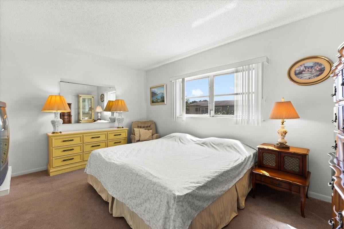 Oriole Gardens - Residential