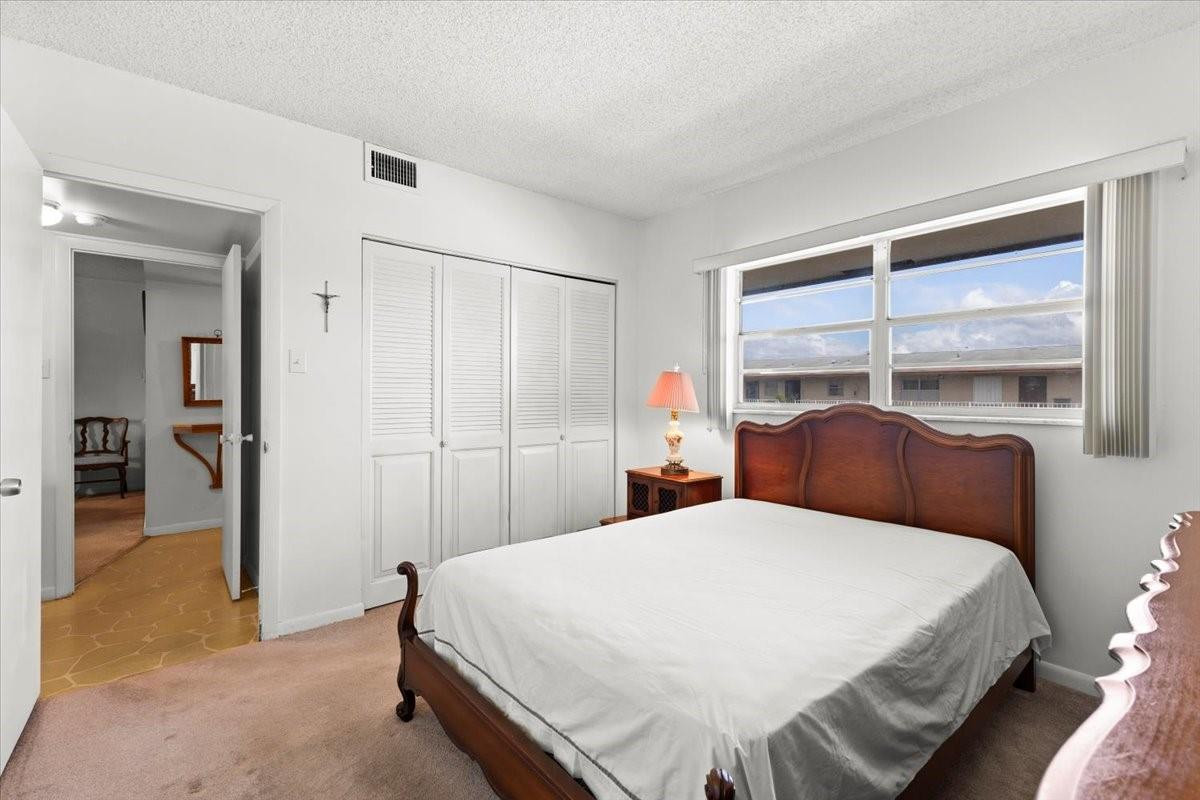 Oriole Gardens - Residential