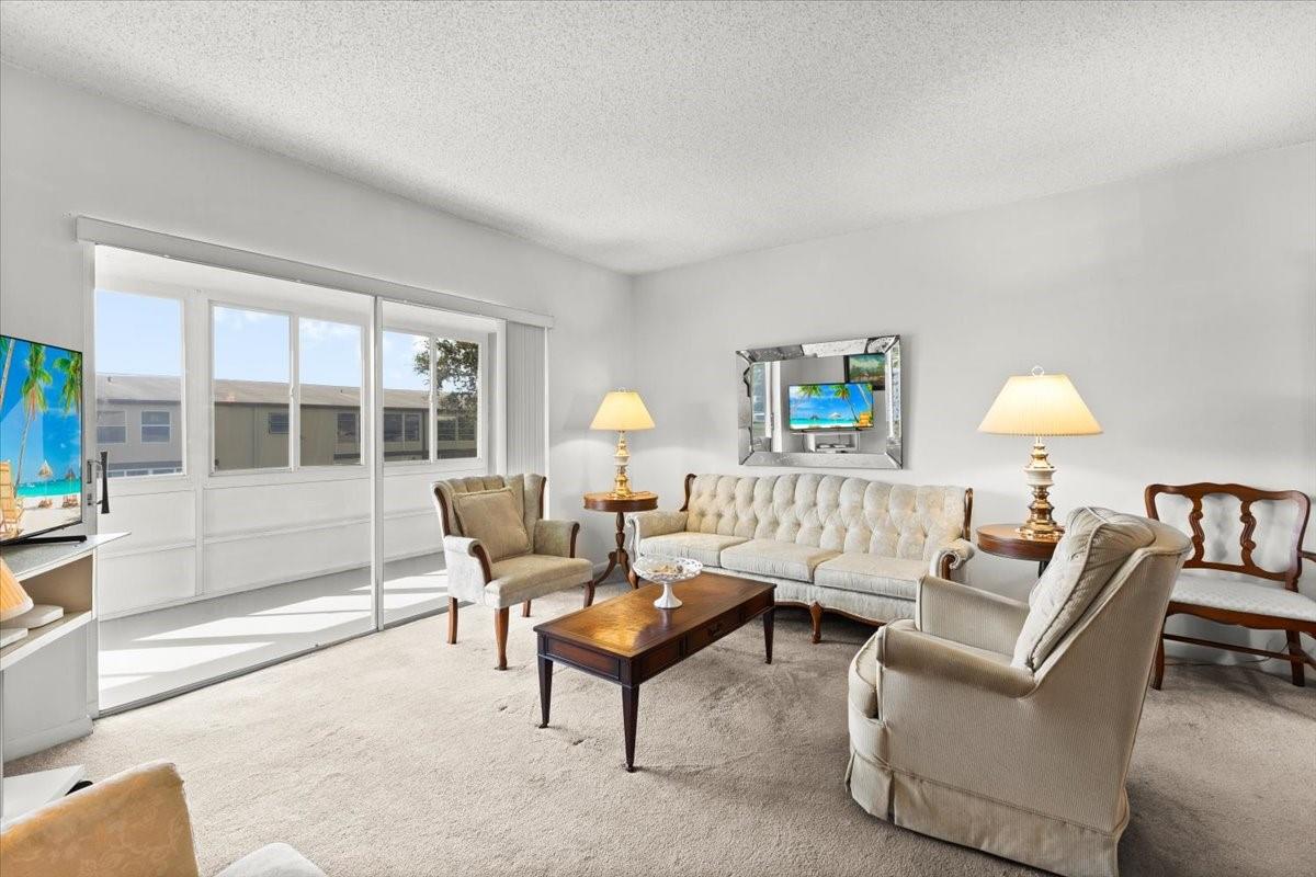 Oriole Gardens - Residential