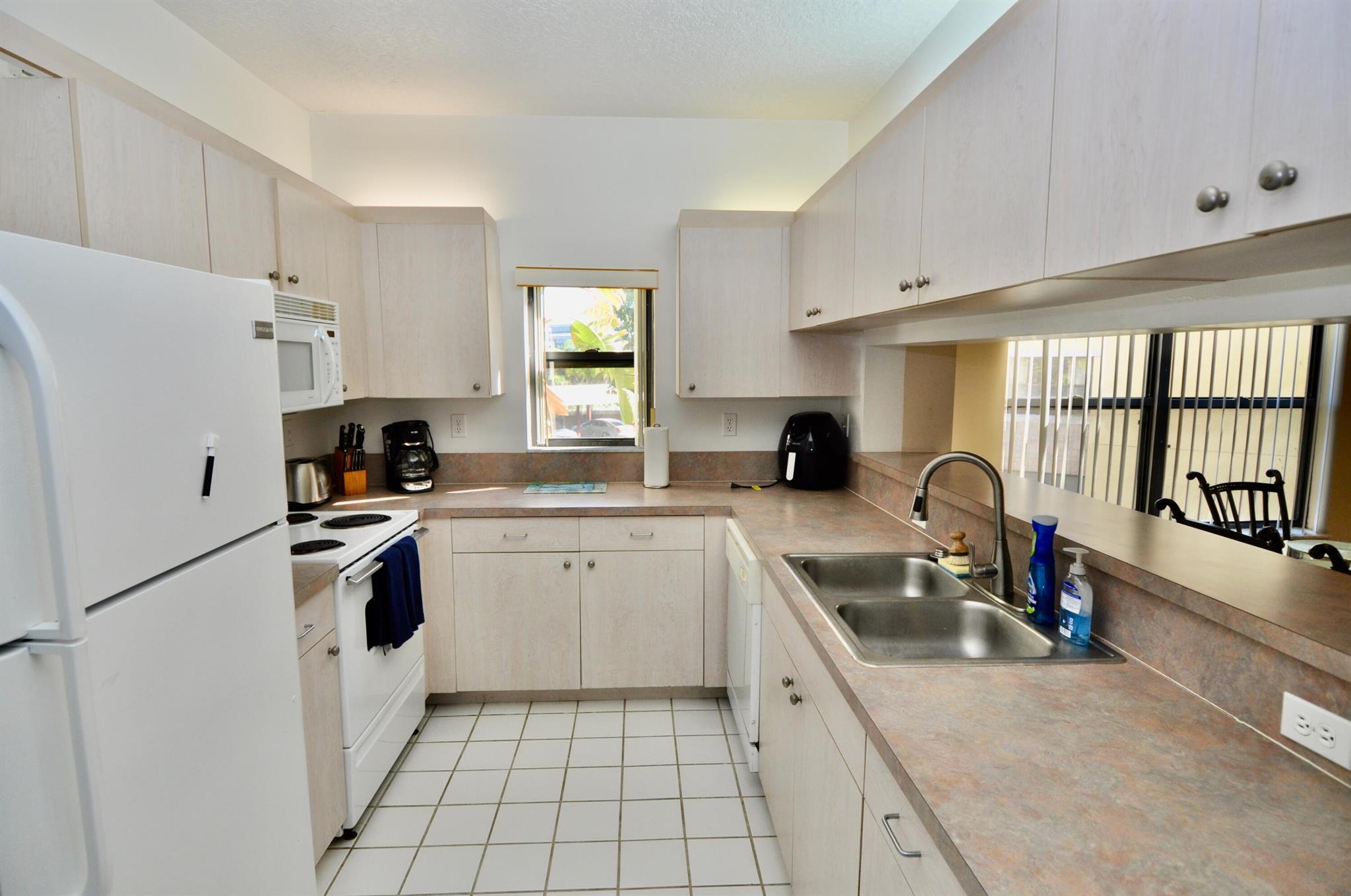 Ocean Trace - Residential Lease