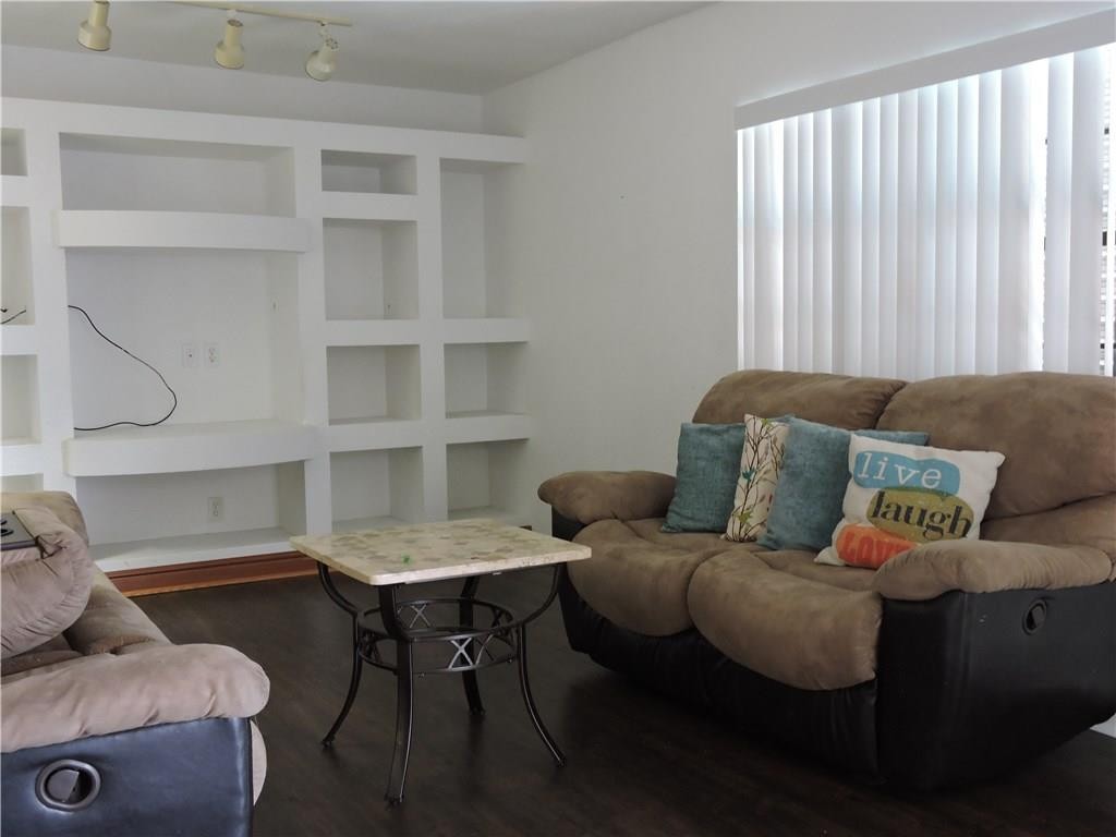 North Lauderdale Landings - Residential
