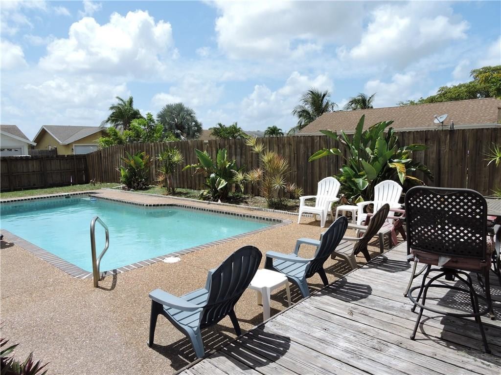 North Lauderdale Landings - Residential