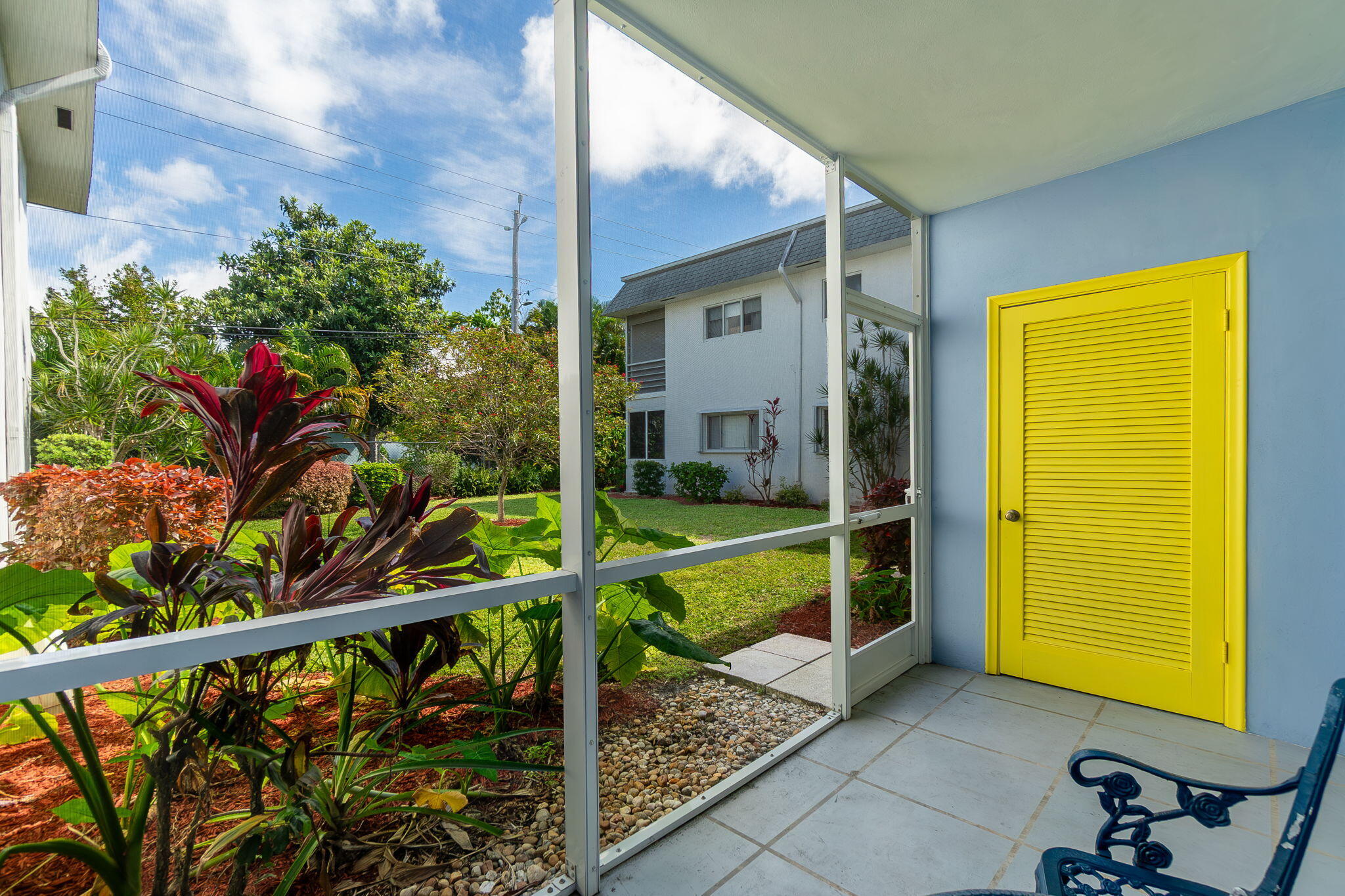 MURRY HILLS APT BLDG CONDO - Residential