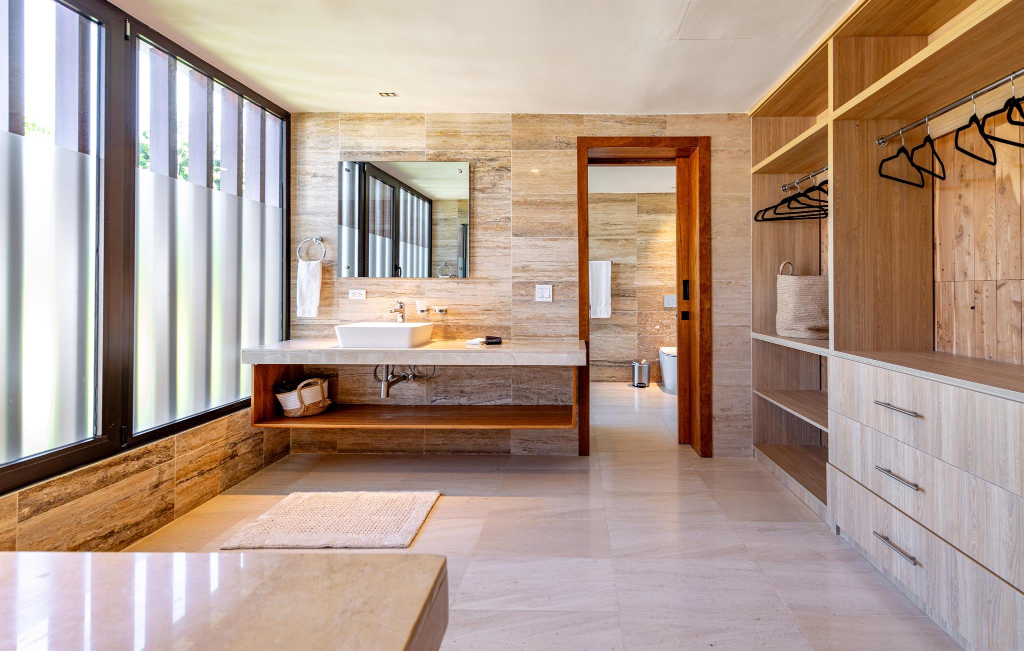 Barranca, Casa de Campo, - Residential