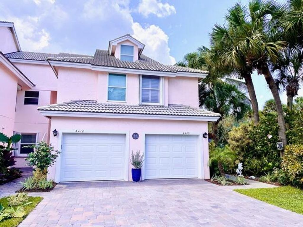 Photo of 4409 Fairway Drive N, Jupiter, FL 33477 (MLS # R10866271)