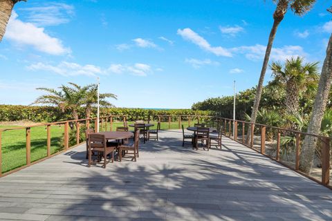 A home in Hutchinson Island