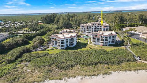 A home in Hutchinson Island