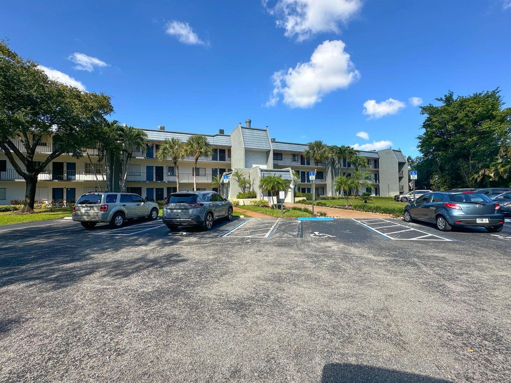 Photo of 4838 Esedra Court #203, Lake Worth, FL 33467 (MLS # R11143040)